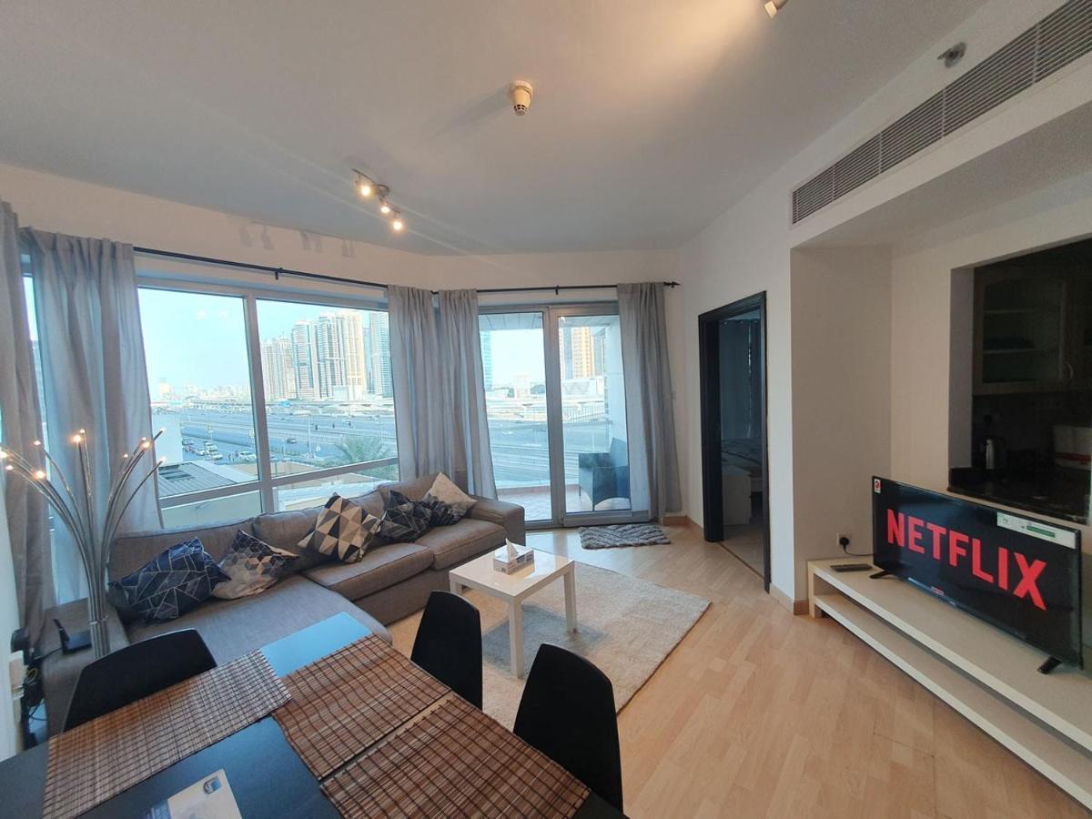 La Riviera Daire Dubai Dış mekan fotoğraf
