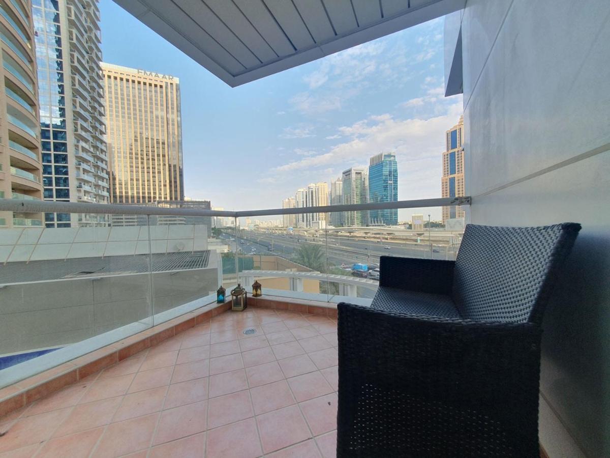 La Riviera Daire Dubai Dış mekan fotoğraf